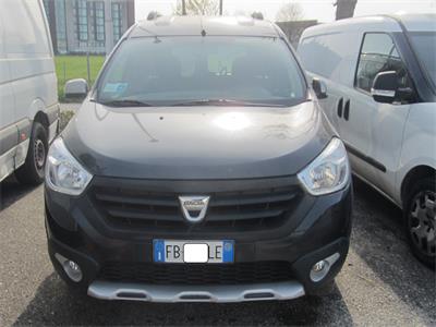 22/26- Autovettura Dacia Dokker