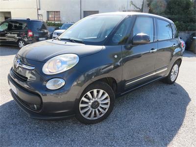 35/26-1- 01 autovettura Fiat 500 L