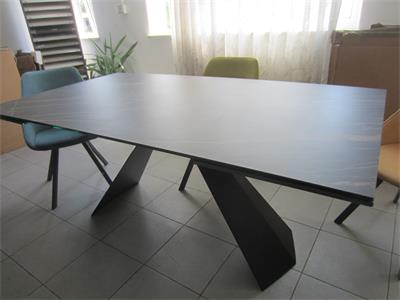 28/26-3- arredo nuovo da esposizione