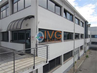 Lotto 1-quota del 100% della piena proprietà di immobile uso direzionale/ufficio posto al 1° piano s