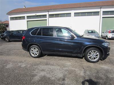 10/2025-1- autovettura Bmw X5 anno 2015