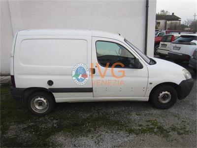 25/2025- autocarro Peugeot Ranch