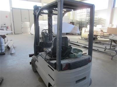 16/2025 - muletto, compressore, transpallet e pompa a spruzzo