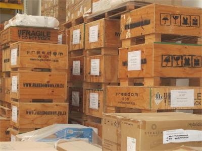 37/25-19- lotto di batterie di accumulo per impianti fotovoltaici non funzionanti