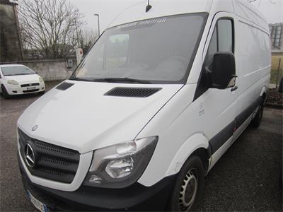 36/25-3- 01 autocarro Mercedes Benz mod Sprinter anno 2016
