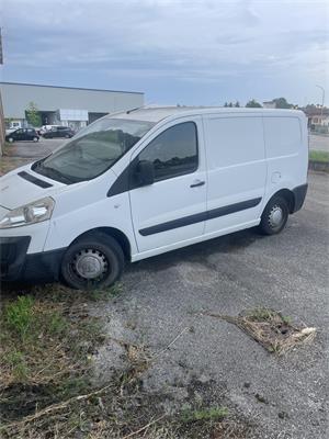 18/25-2- 01 autocarro Peugeot Expert carrozzeria Furgone