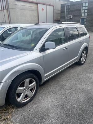 18/25-4- 01 autovettura Chrysler Journey Crd R4